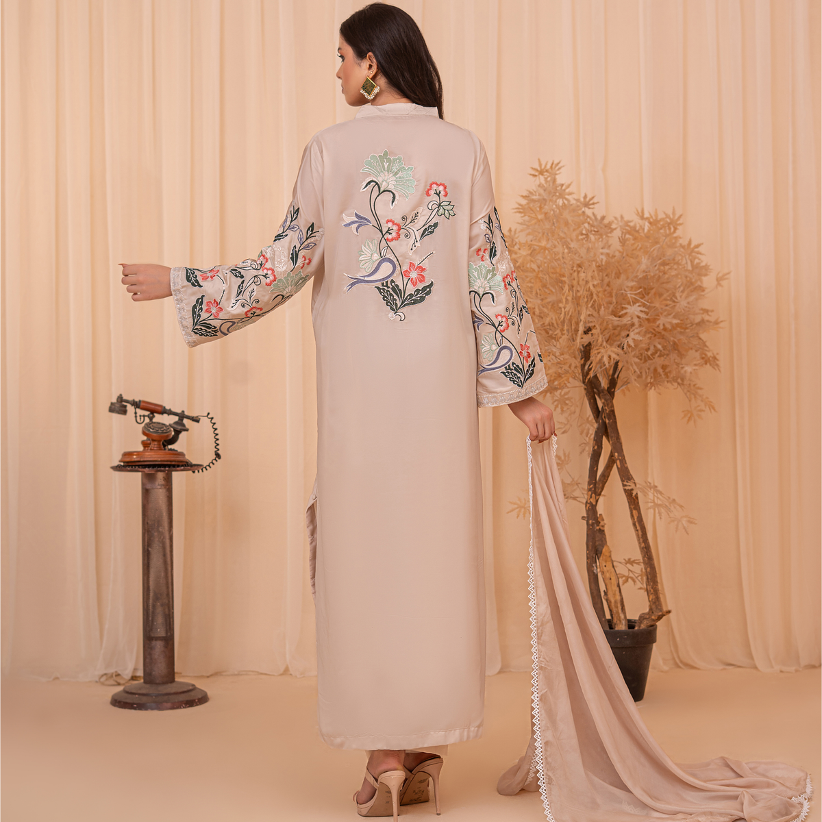3-Piece Embroidered Velvet Silk Kaftan Set for Women | Luxury Party Wear Outfit