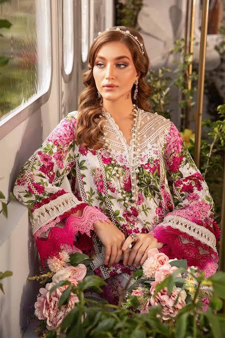 Maria.B Unstitched M.Prints Lawn 3Pc Suit MPT-2102-A – Digital Printed Embroidered Women’s Outfit