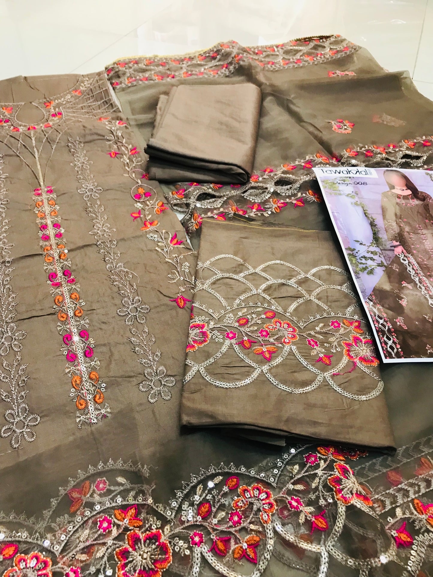 EMBROIDERED COTTON LAWN DRESS WITH ORGANZA EMBROIDERED DUPATTA