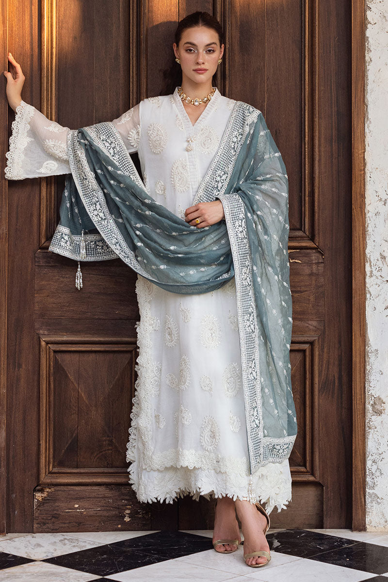 Mushq Mahin – Exquisite 3PC Embroidered Outfit in Off-White