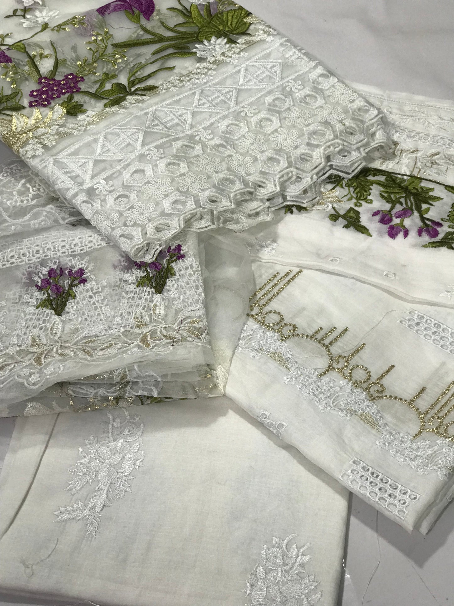 ELAF LUXURY EMBROIDERED CHIKAN KARI