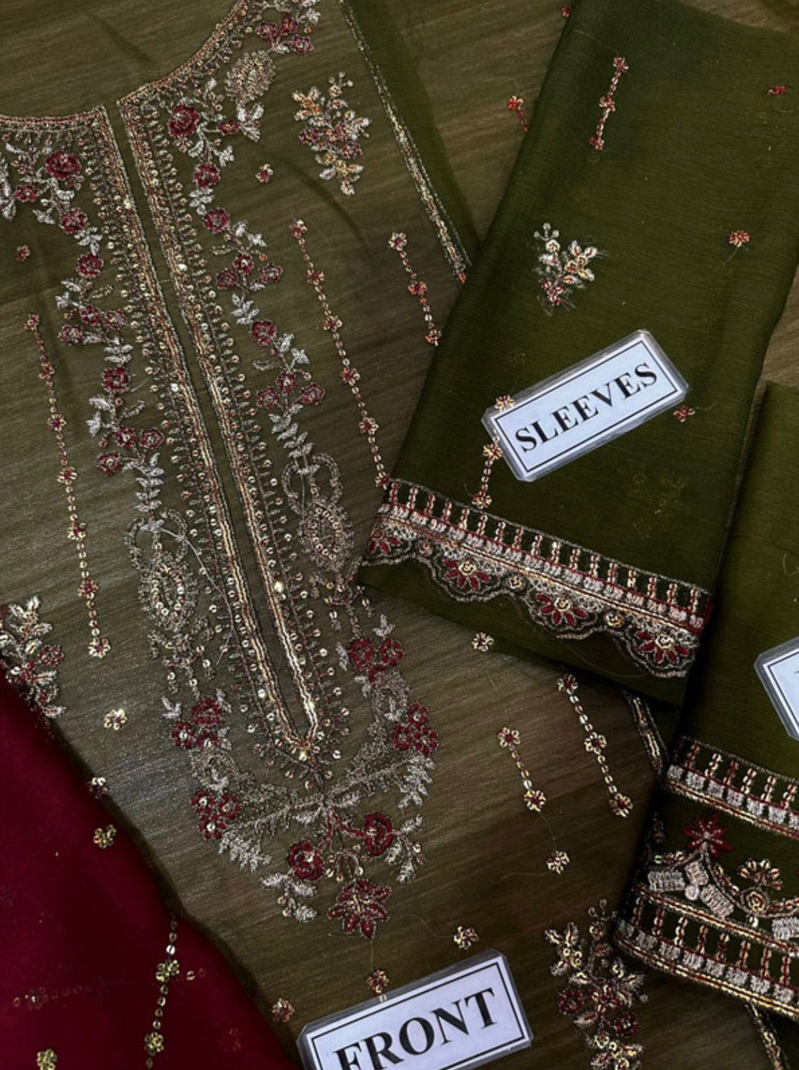 Embroidered Chiffon Dress Set (3 Pcs Unstitched) – Maroon & Green | Heavy Zari Thread & Sequins Work | Wedding Party Wear