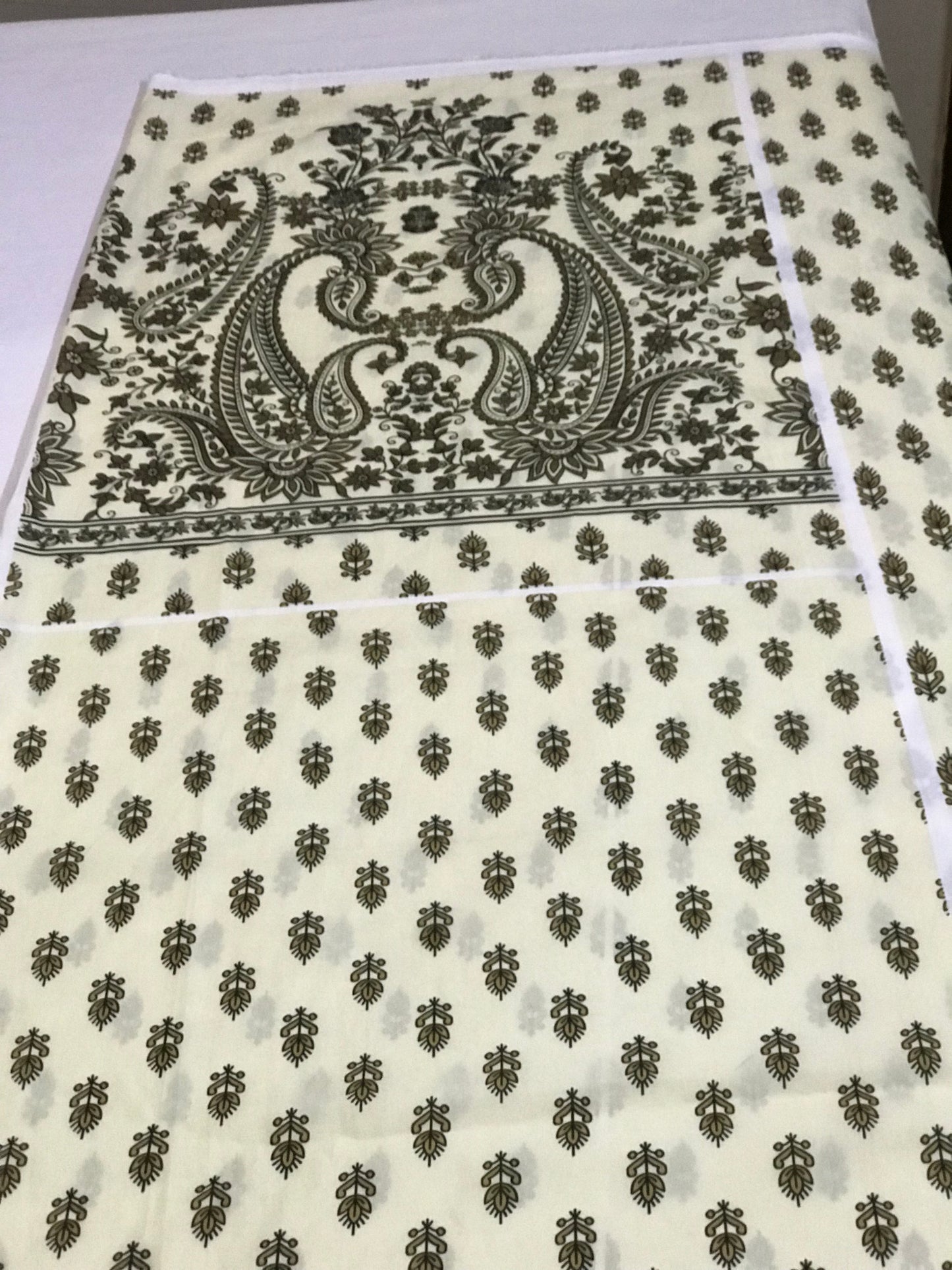 NIAMIA SILK LAWN COORD SET DIGITAL PRINTED 2 pcs Unstitched CREAM WHITE