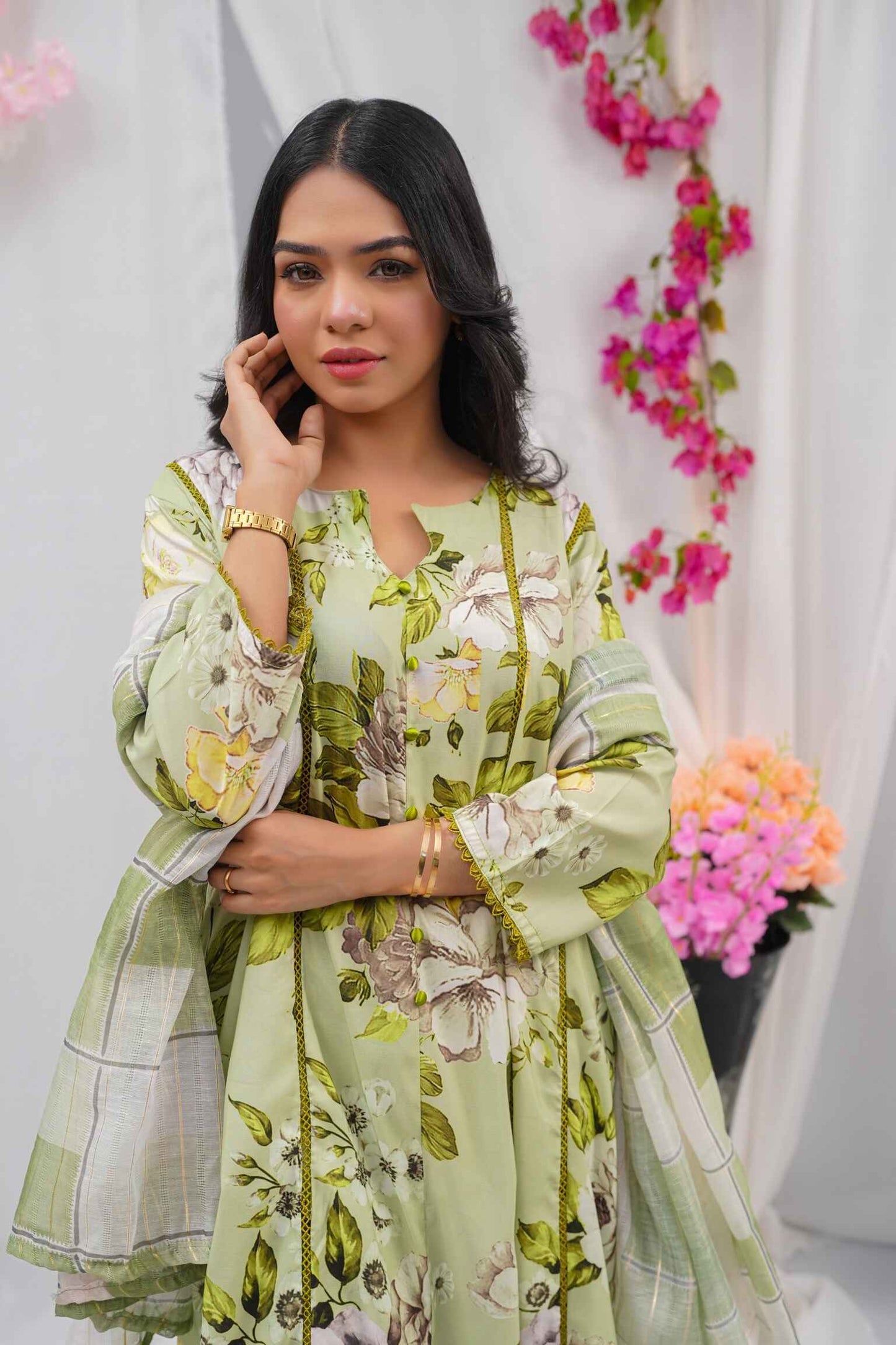 "3-Piece Stitched Swiss Lawn Dress (Shirt + Pants + Dupatta) – GPO Lace Panels | Summer Casual Wear | Sizes S/M/L"