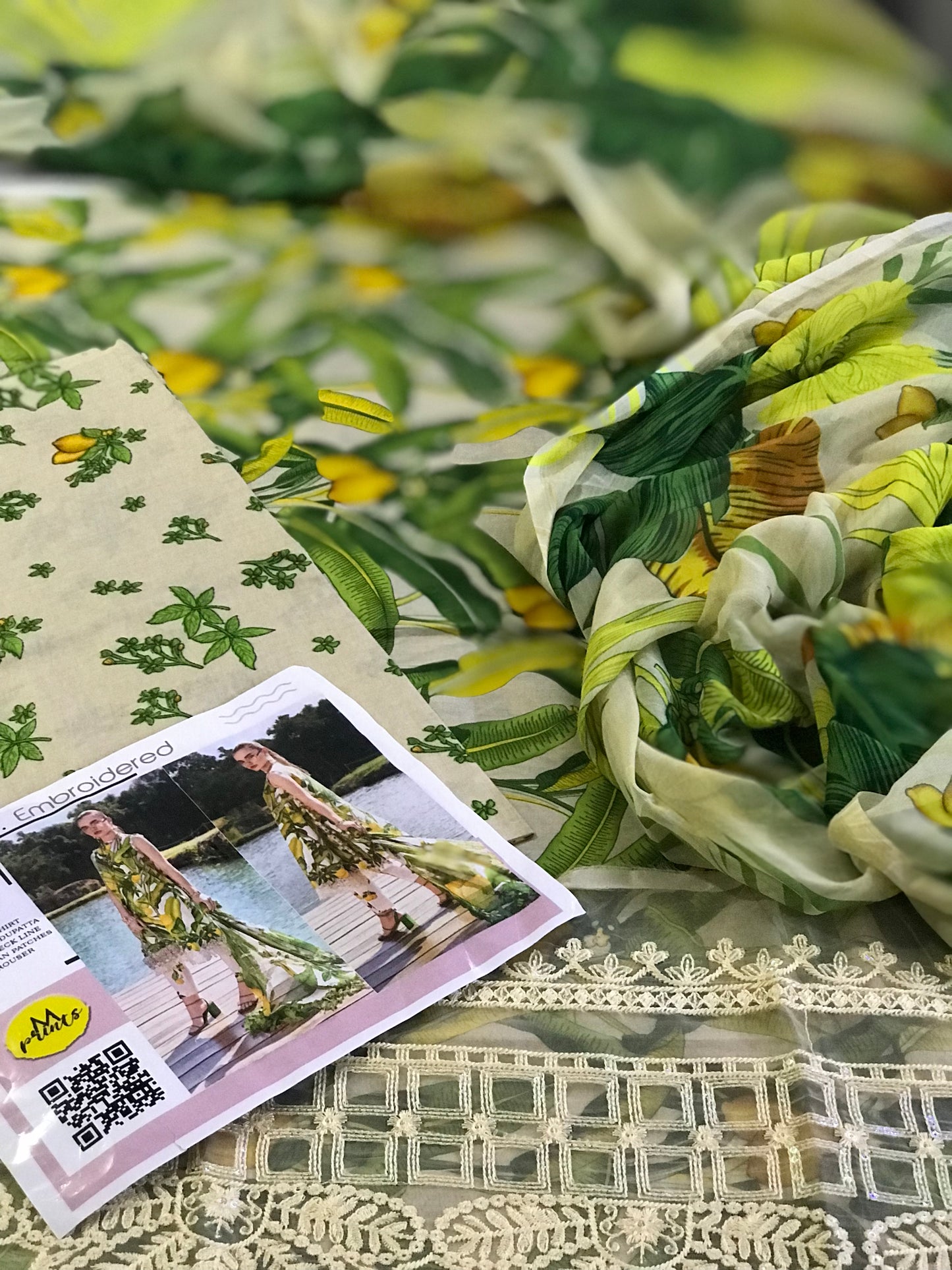 M Prints By Maria B Embroidered Suits Unstitched 3 Piece MB25MP 3A - Summer Collection