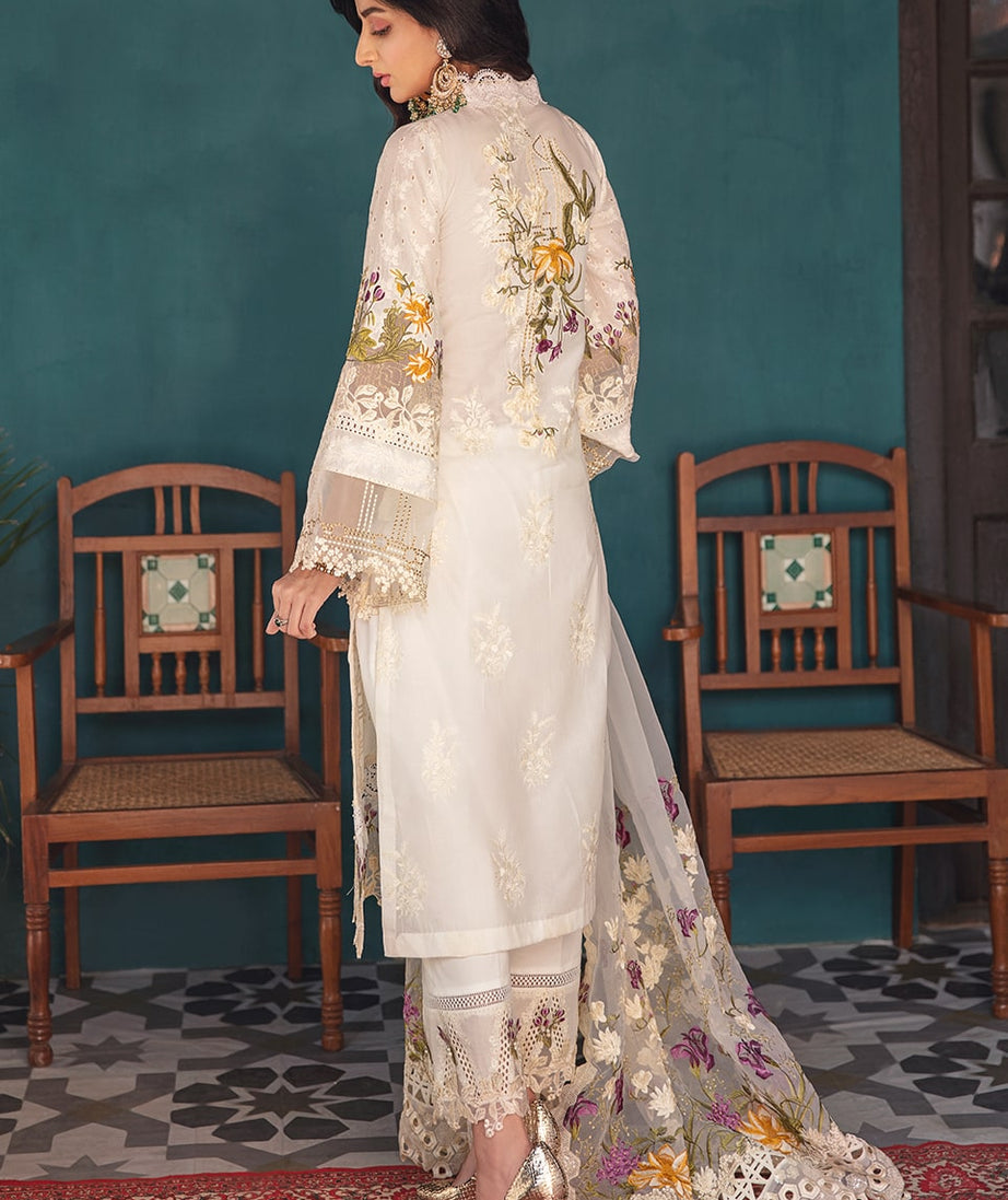 ELAF LUXURY EMBROIDERED CHIKAN KARI