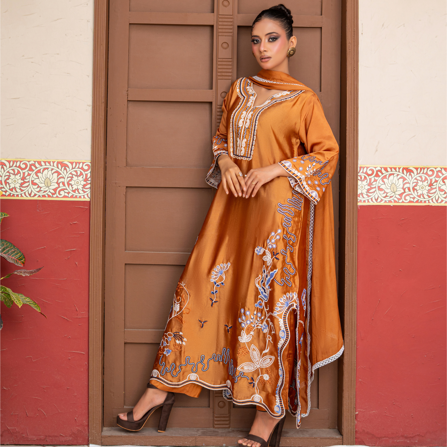 Premium Sheesha Silk Kaftan | Embroidered 3 Piece Pakistani Dress